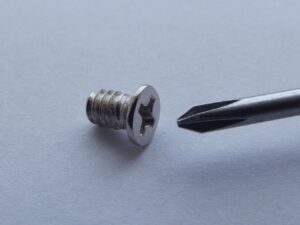 ドライバーの方向性を改善するためのレッスンとは？